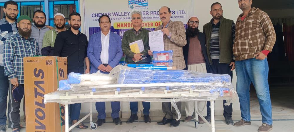 Handing over of Healthcare items to Islamia Faridia School Kishtwar by Pakal Dul HEP under CSR Plan 2024-25