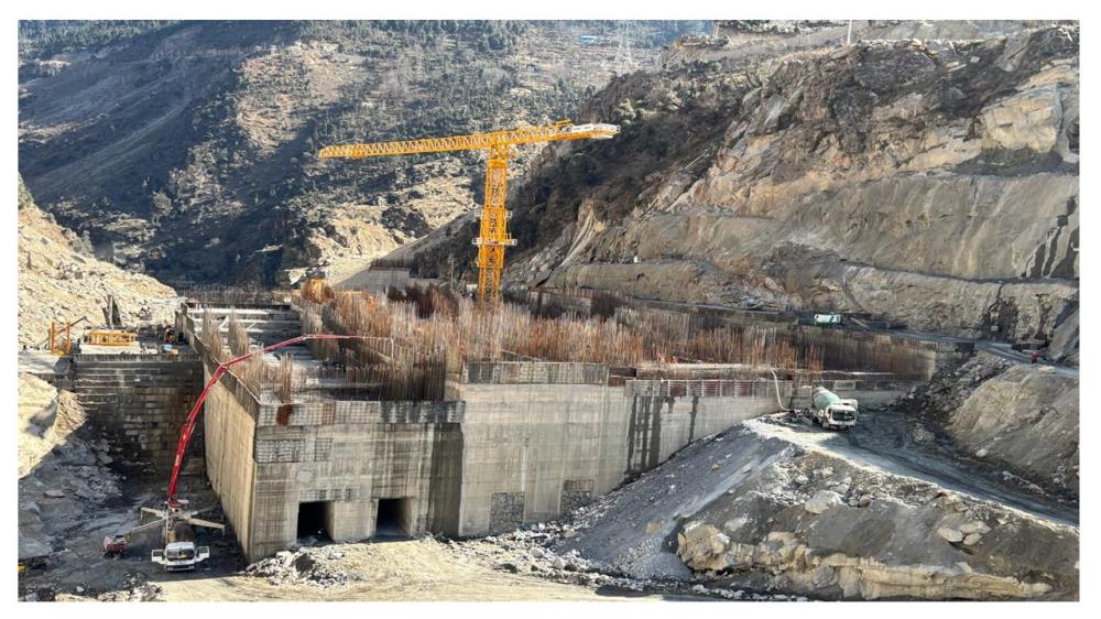 Dam Concreting D/s View