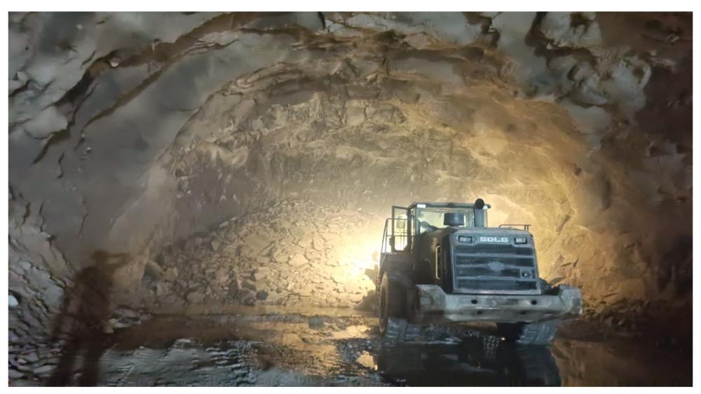 TRT D/s from Surge Gallery