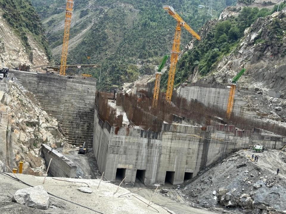 Dam Concreting