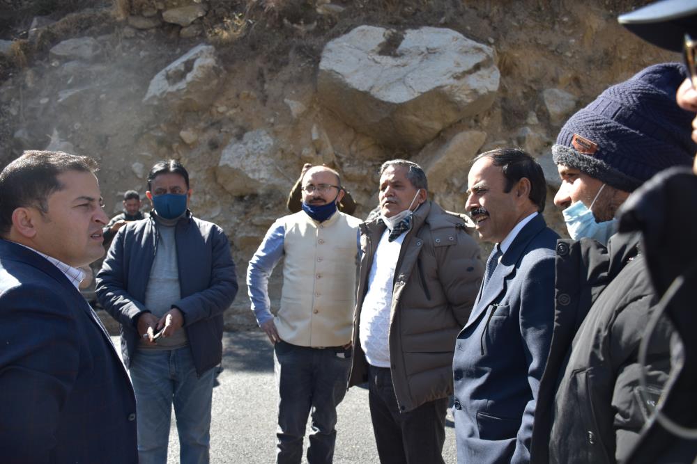 SITE VISIT OF FOREST CONSERVATOR CHENAB CIRCLE SH. SATPAL PAKHRU-(IFS) along with Forest Officers etc.