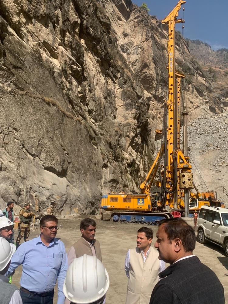 Sh. Sanjay Kumar Singh, Director (Projects & Technical), NHPC was on five-day visit to CVPPL Projects at Kishtwar.