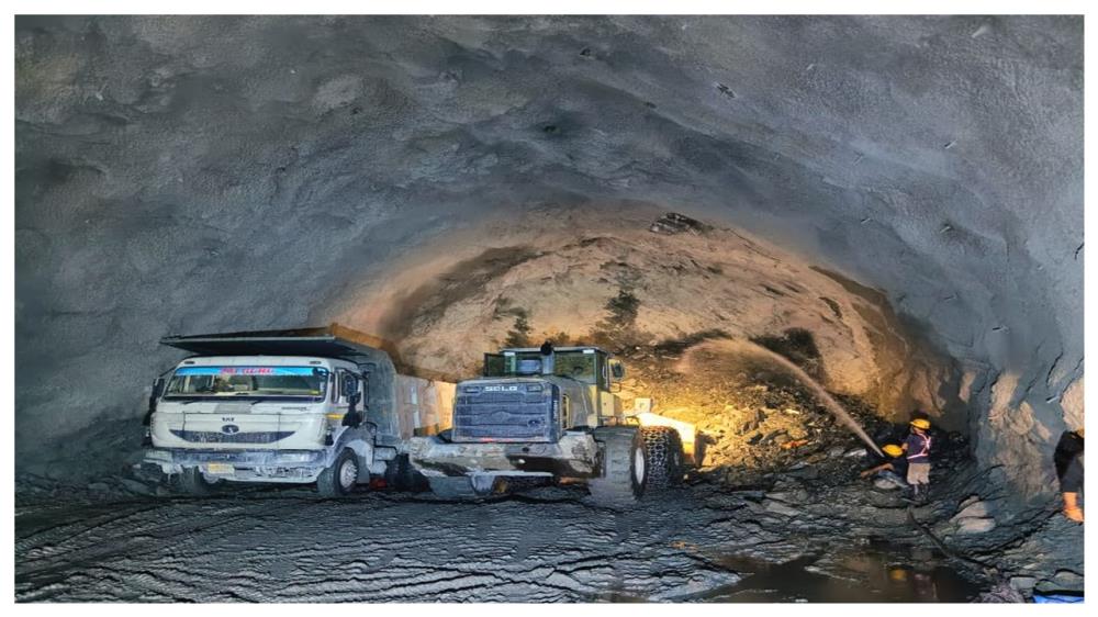 TRT D/s from Interemediate Adit