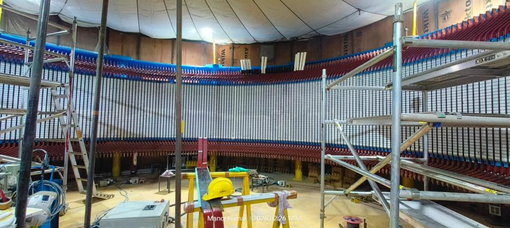 Stator Works of Unit 1 in Service Bay Area.jpg