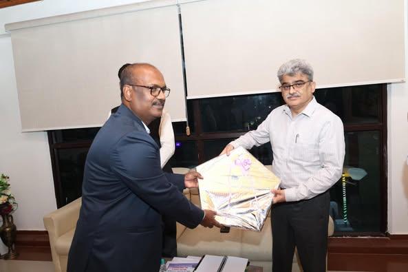 Chief Secretary J&K Inspects CVPPL Projects in Ki...