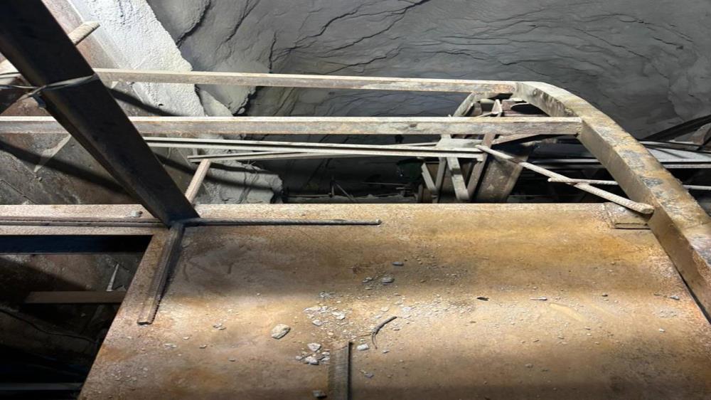 BUST DUCT -4