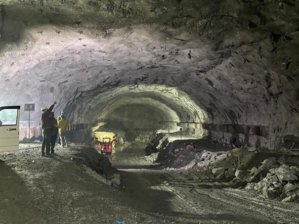 Benching Excavation in Powerhouse