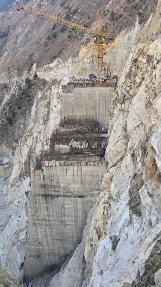 Power Intake Structure